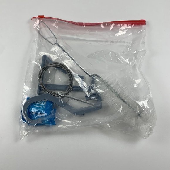 Camelbak Crux Reservoir Cleaning Kit‎ Compatible with CamelBak Reservoir 8338 - Picture 1 of 3